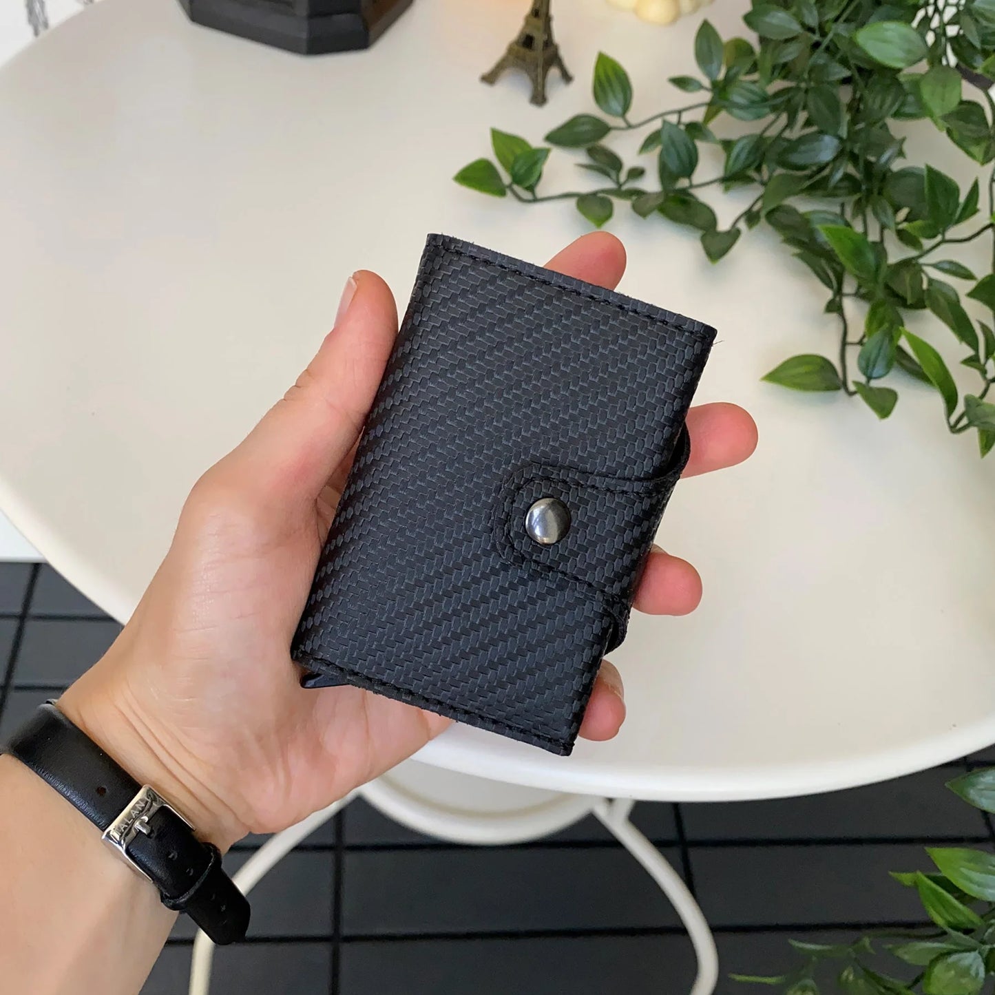 Carbon Fiber RFID Protection Pop-Up Mechanism Card Holder