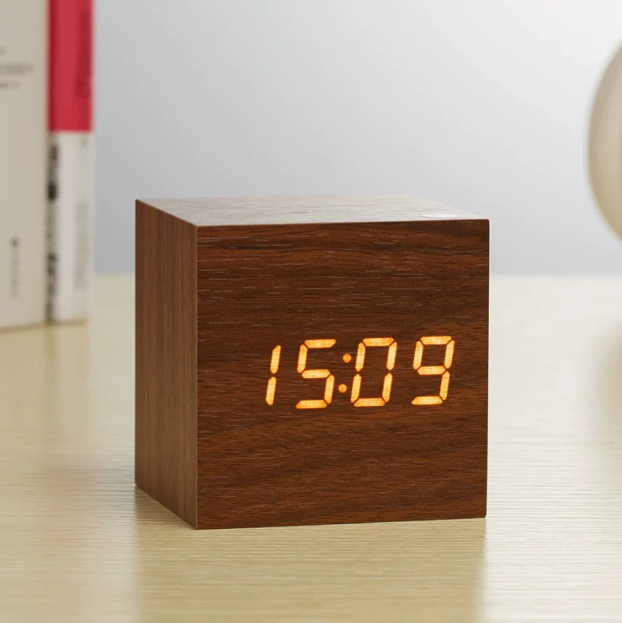 Wooden Minimalist LED Alarm Clock – Modern Desktop Clock with Temperature Display, Voice Activation & Multiple Alarms