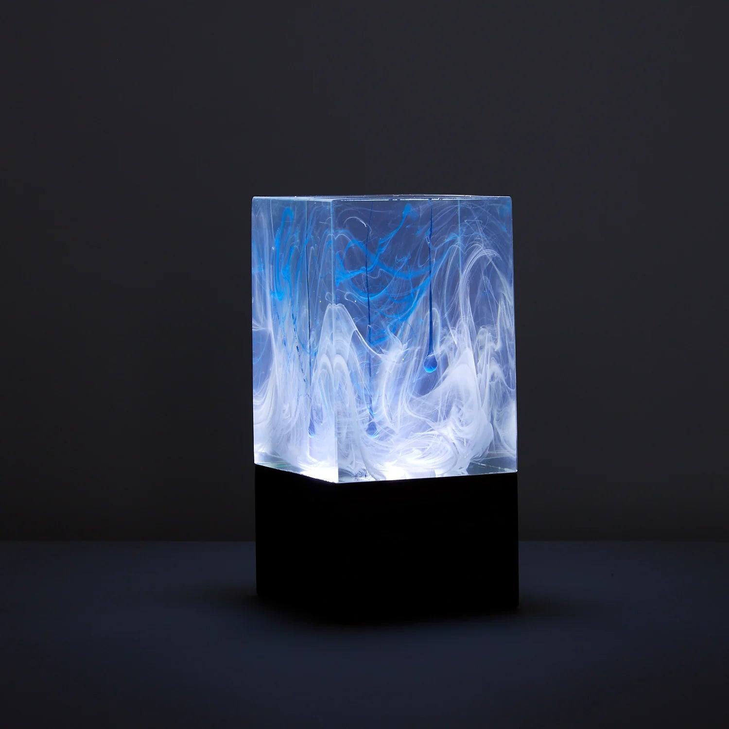 Resin Resin Solar Swirl Table Lamp – Handcrafted LED Night Light with Warm White Glow & Unique Resin Sculpture