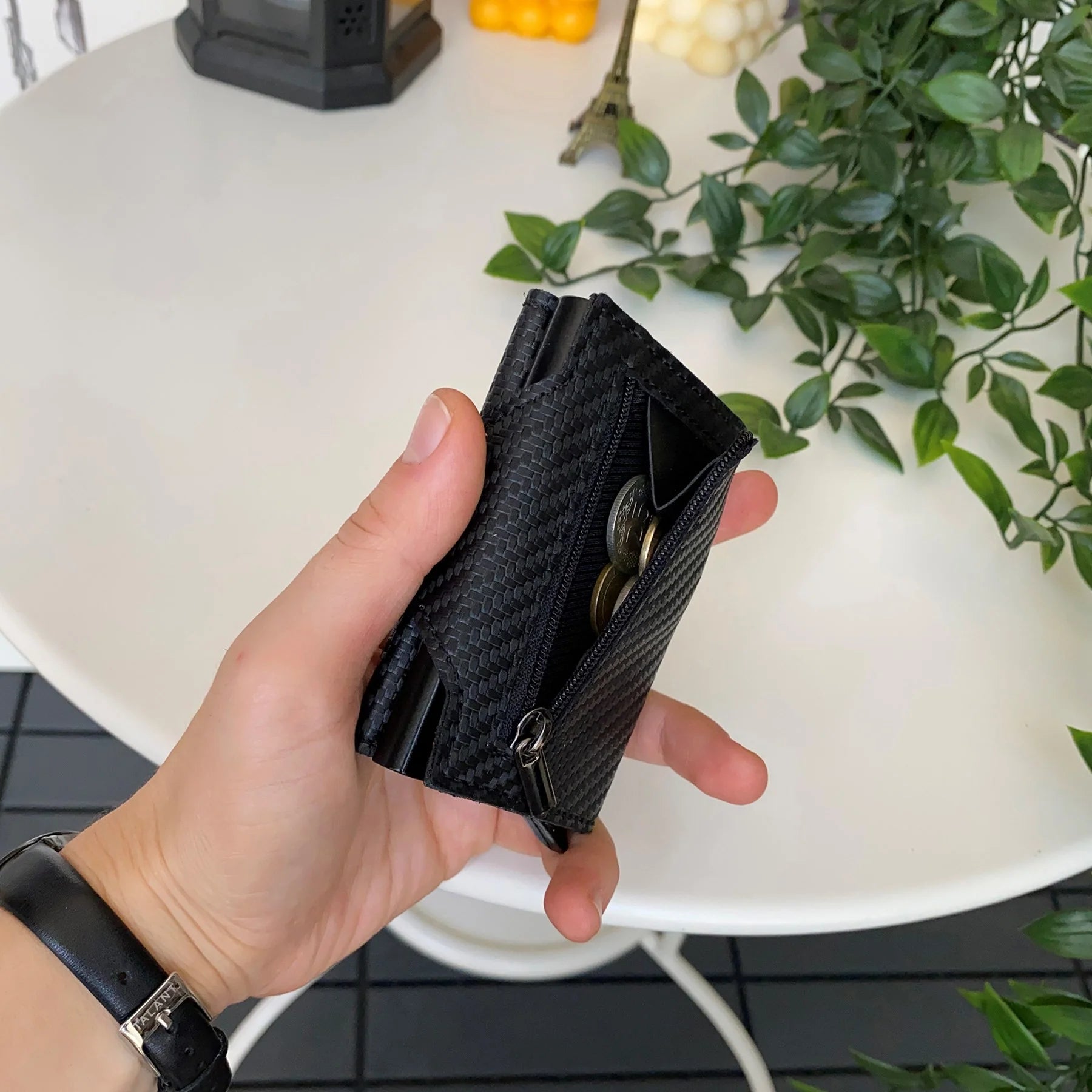 Carbon Fiber RFID Protection Pop-Up Mechanism Card Holder